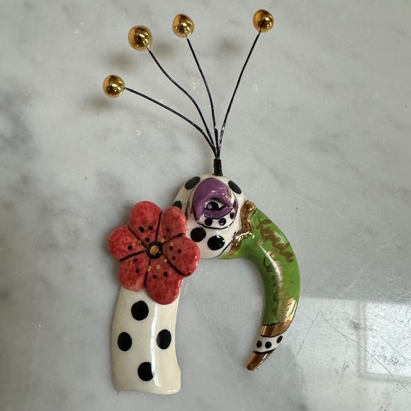 Vintage 2004 SWAK Lynda Corneille Character Collectibles Flamingo Pin Brooch - Picture 1 of 12